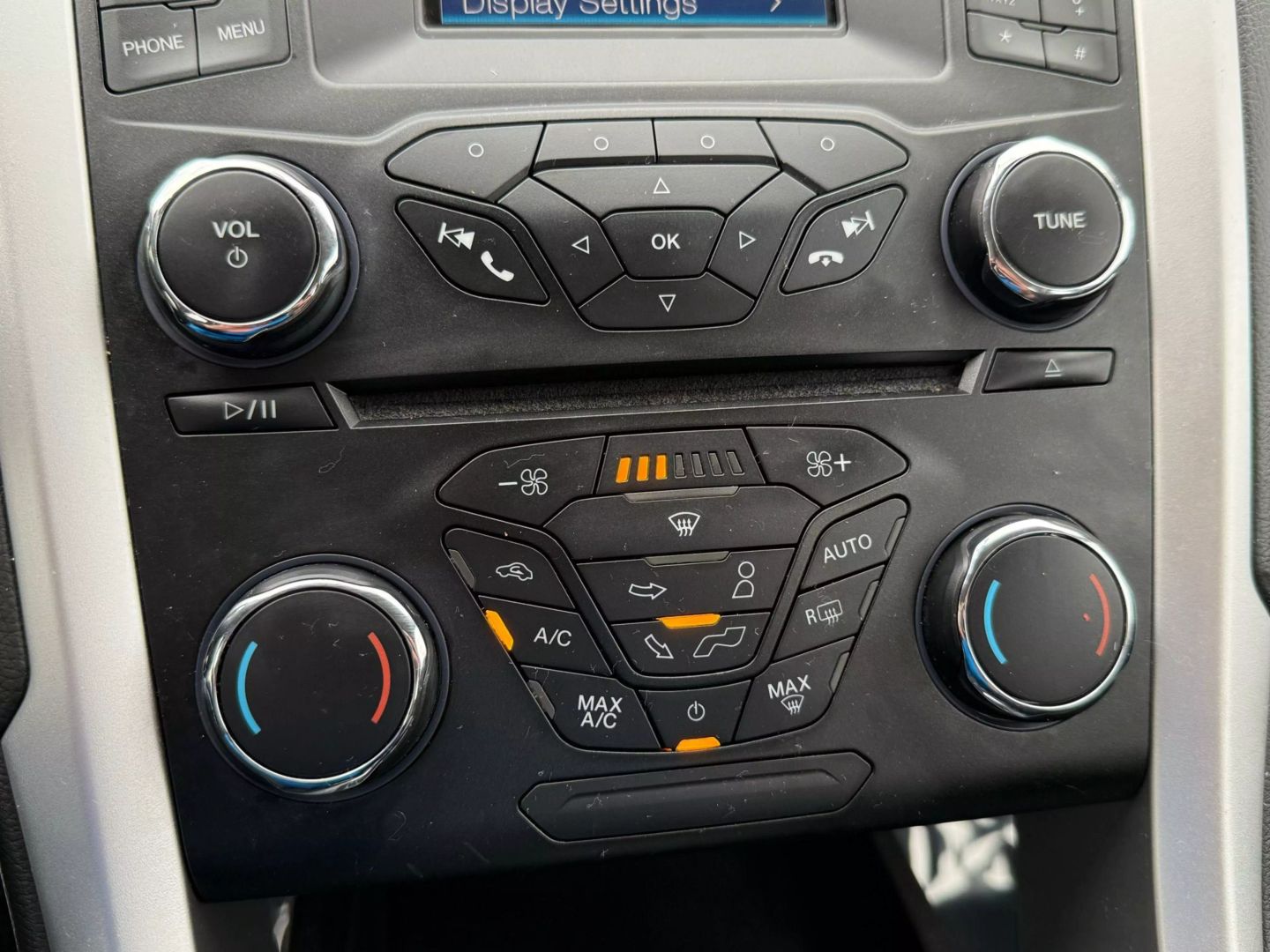 2013 Ford Fusion - Image 36