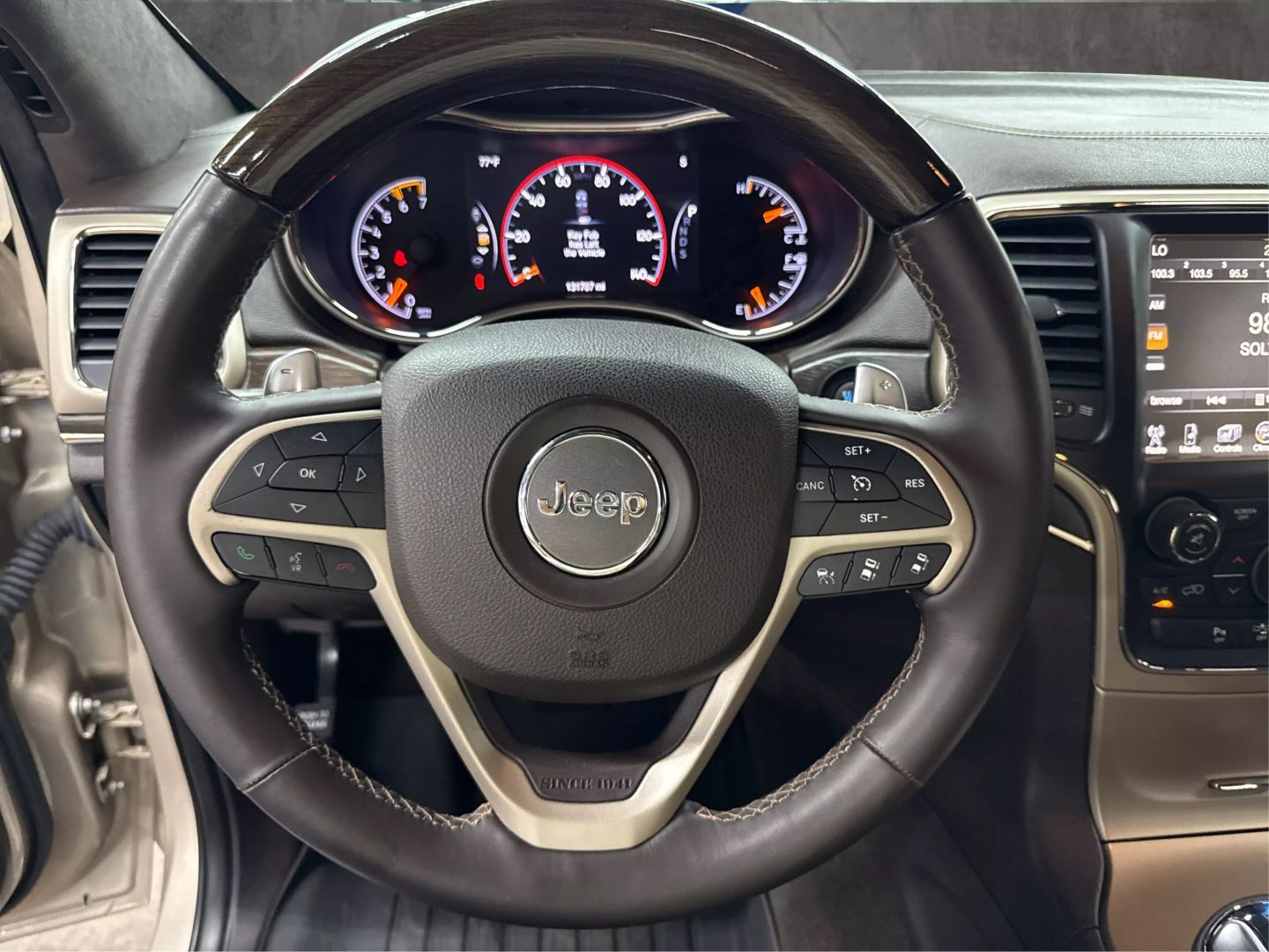 2014 Jeep Grand Cherokee - Image 40