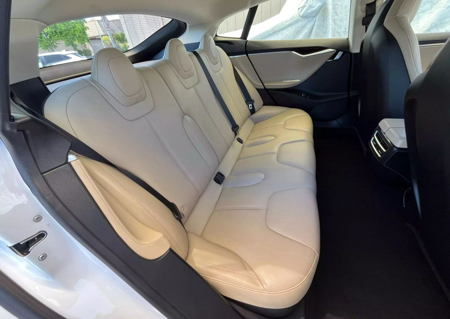 2014 Tesla Model S  Vin: 5yjsa1s11efp57144 Stock Id: P57144 - Image 19