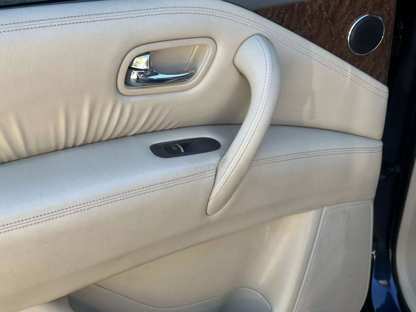 2015 Infiniti Qx80 - Image 15