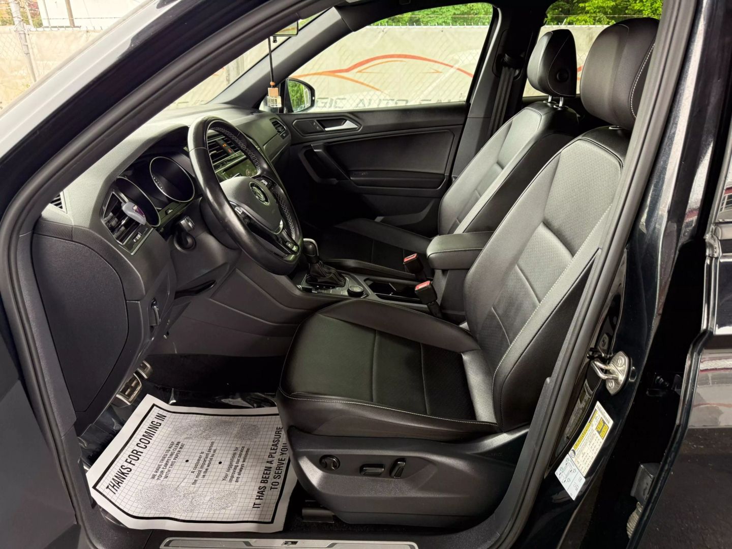 2021 Volkswagen Tiguan - Image 15