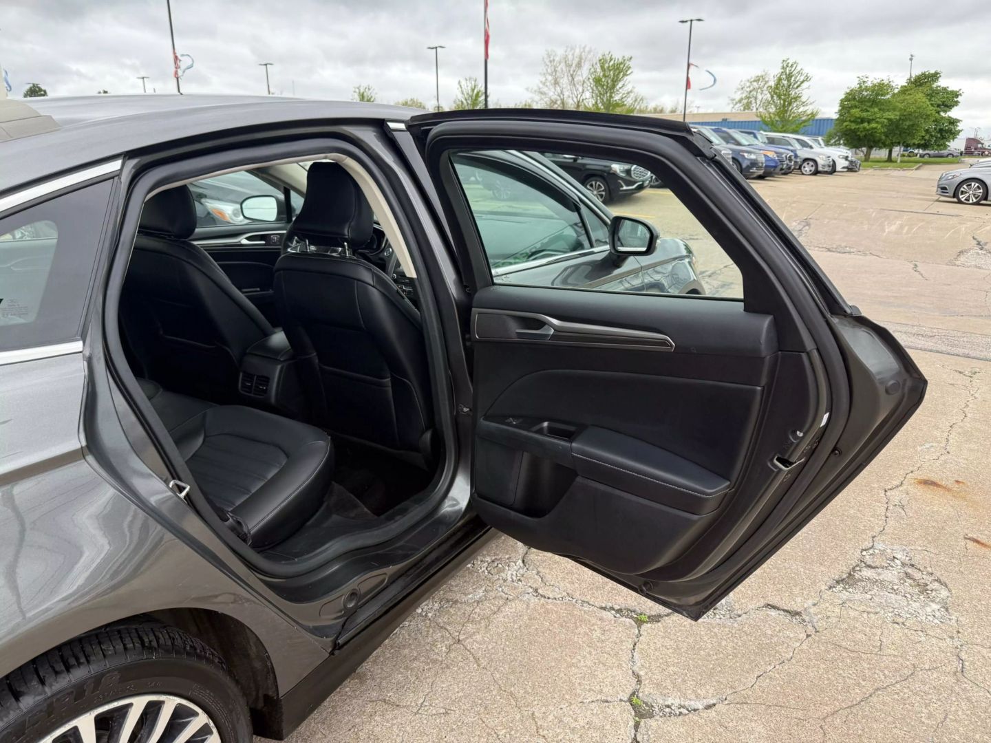 2018 Ford Fusion - Image 20