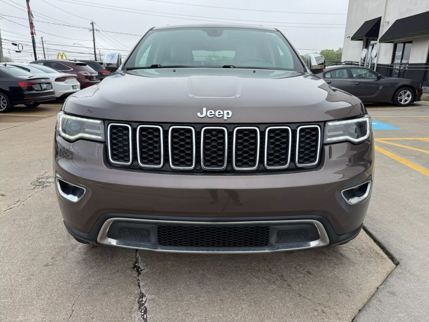 2018 Jeep Grand Cherokee - Image 3
