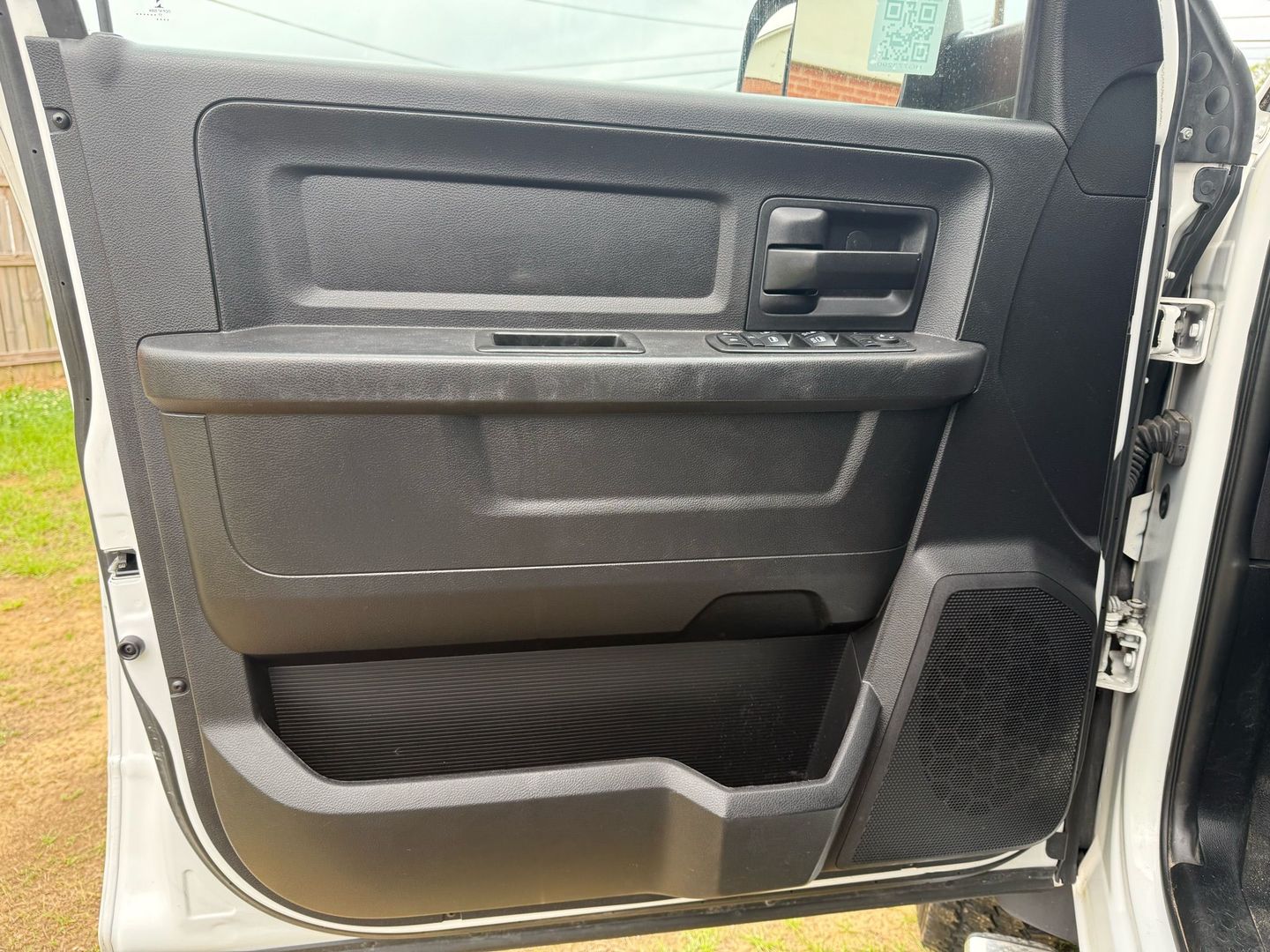 2017 Ram 5500 Crew Cab & Chassis - Image 12
