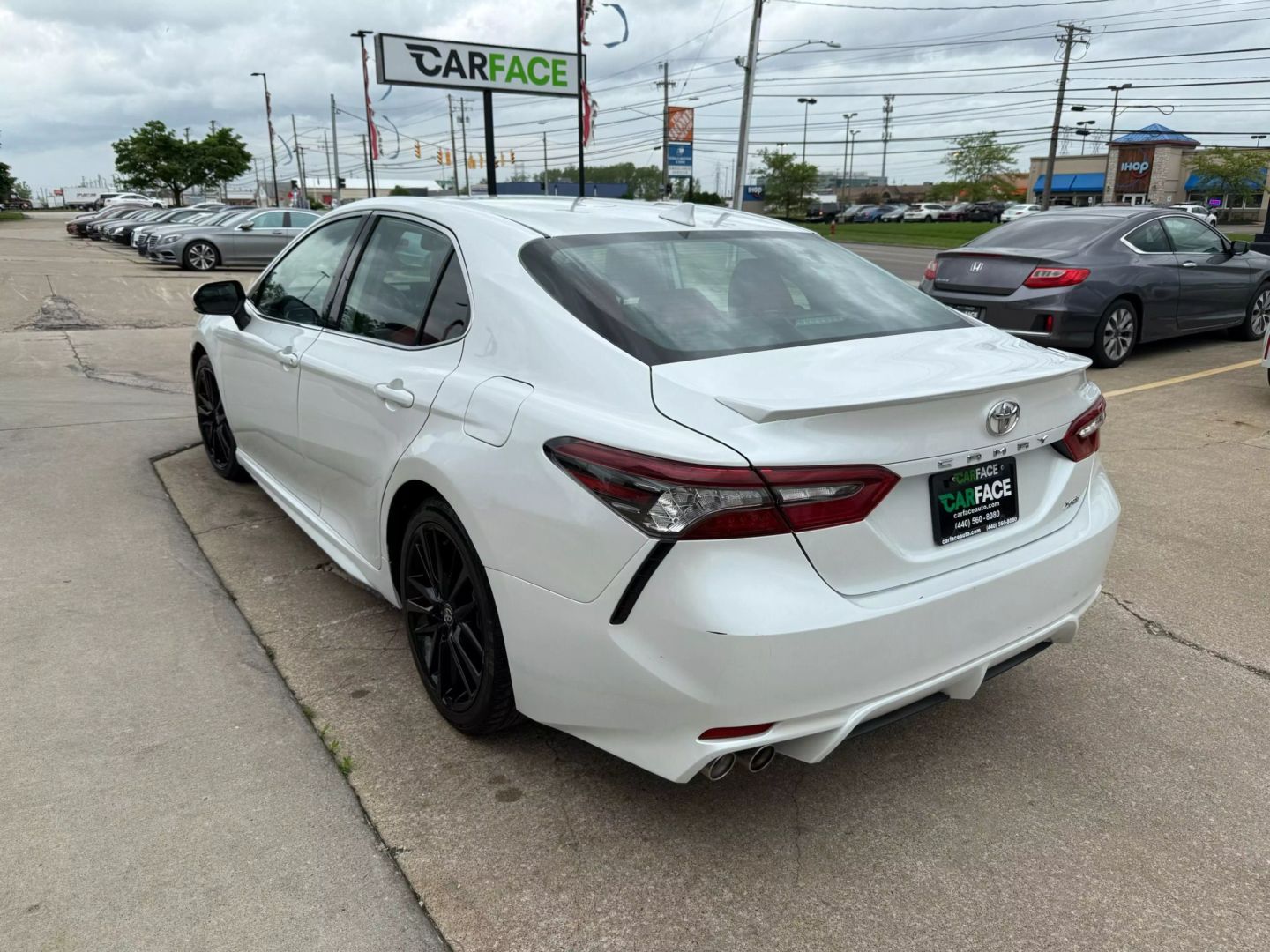 2022 Toyota Camry - Image 8