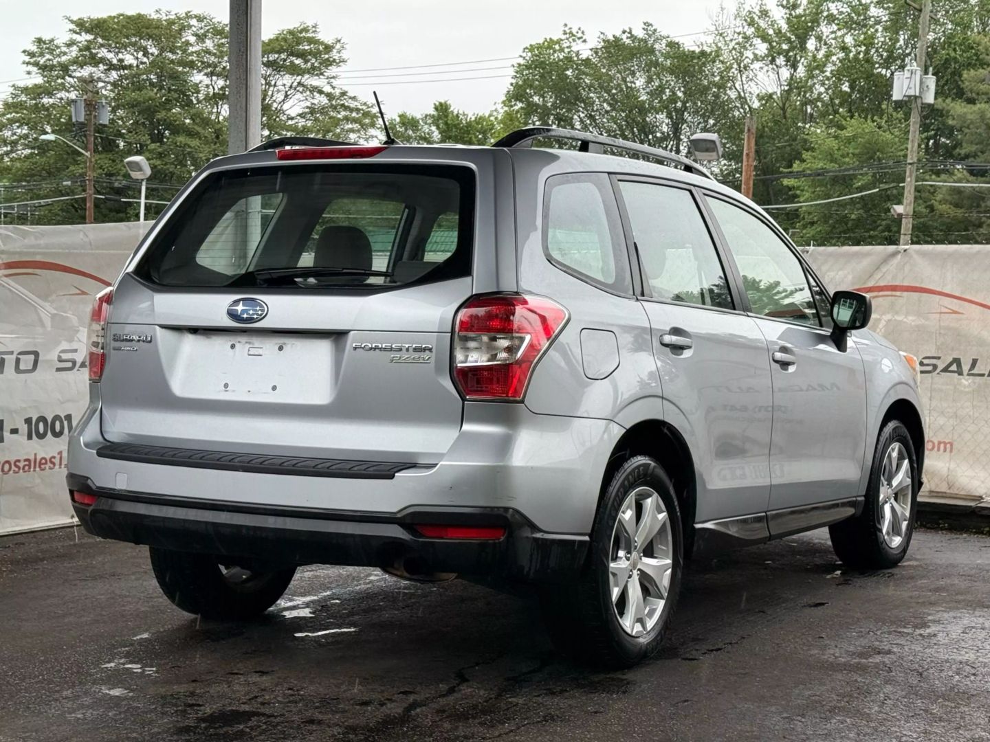 2015 Subaru Forester - Image 11