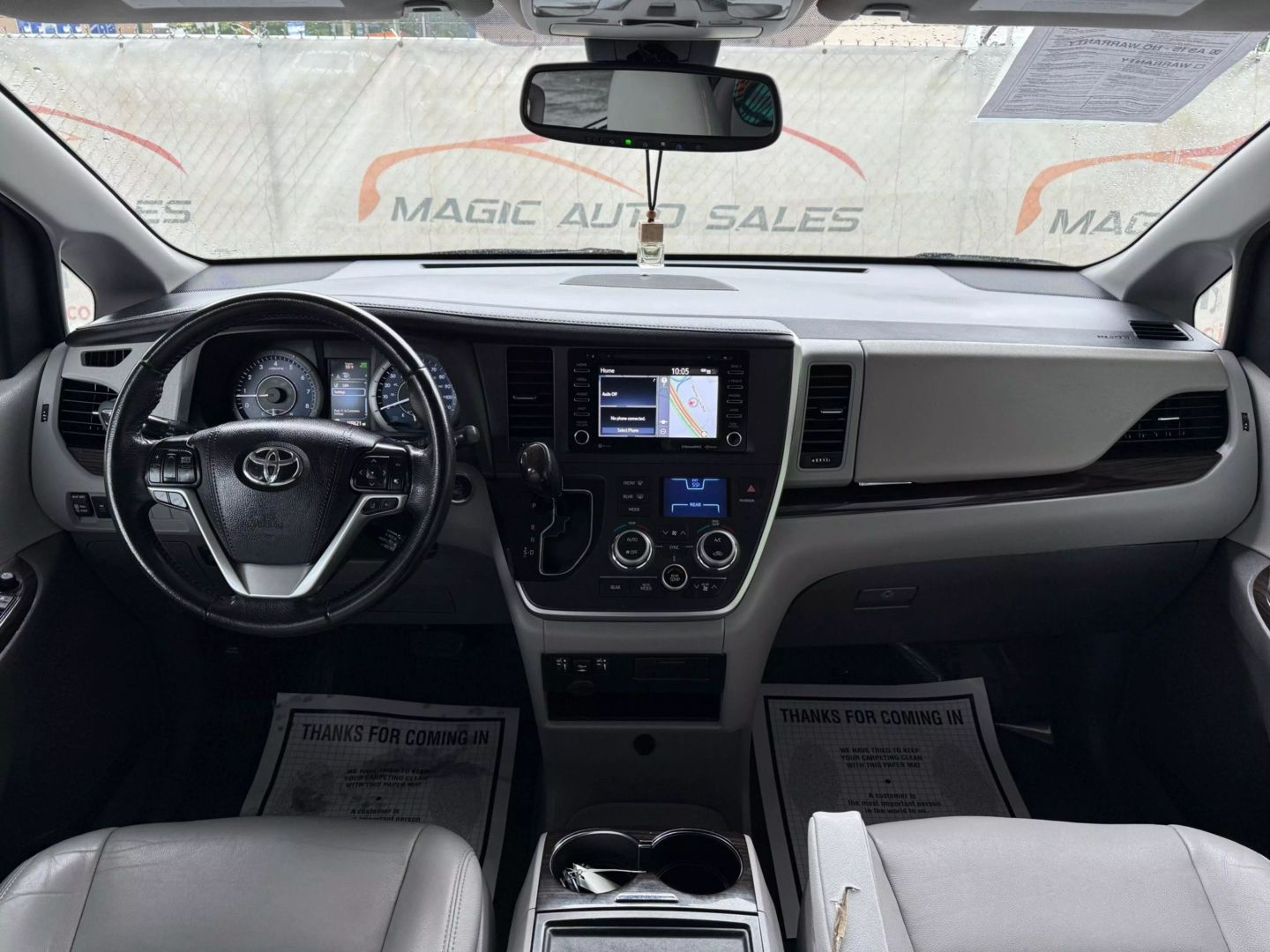 2020 Toyota Sienna - Image 26