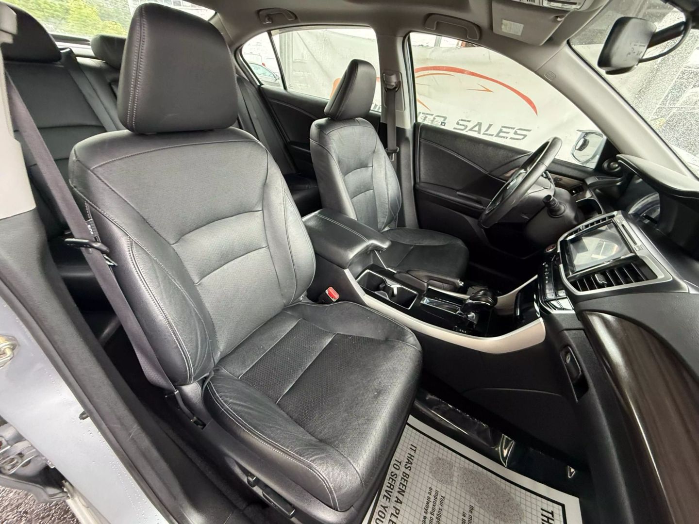 2017 Honda Accord - Image 26