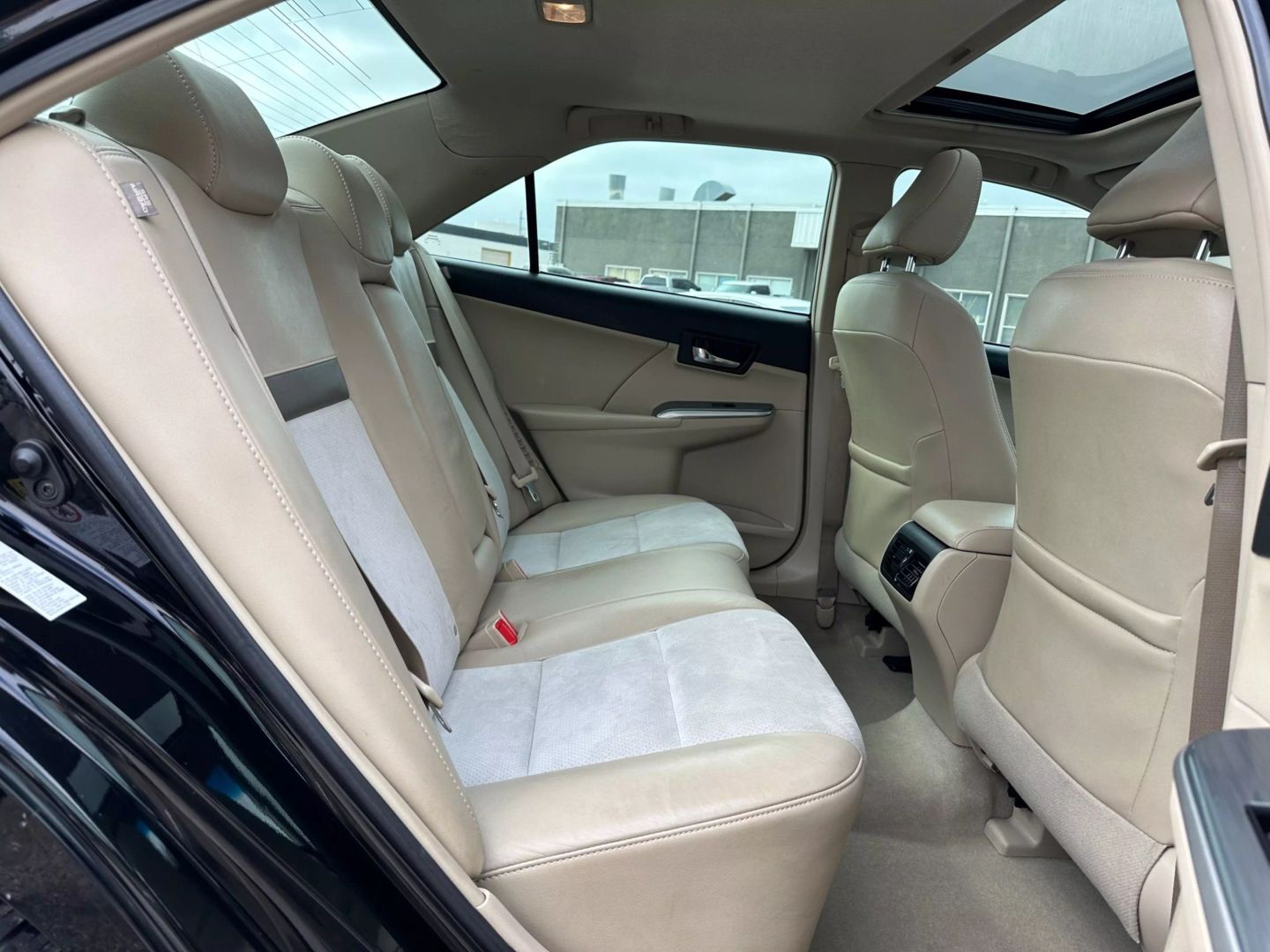2012 Toyota Camry - Image 24