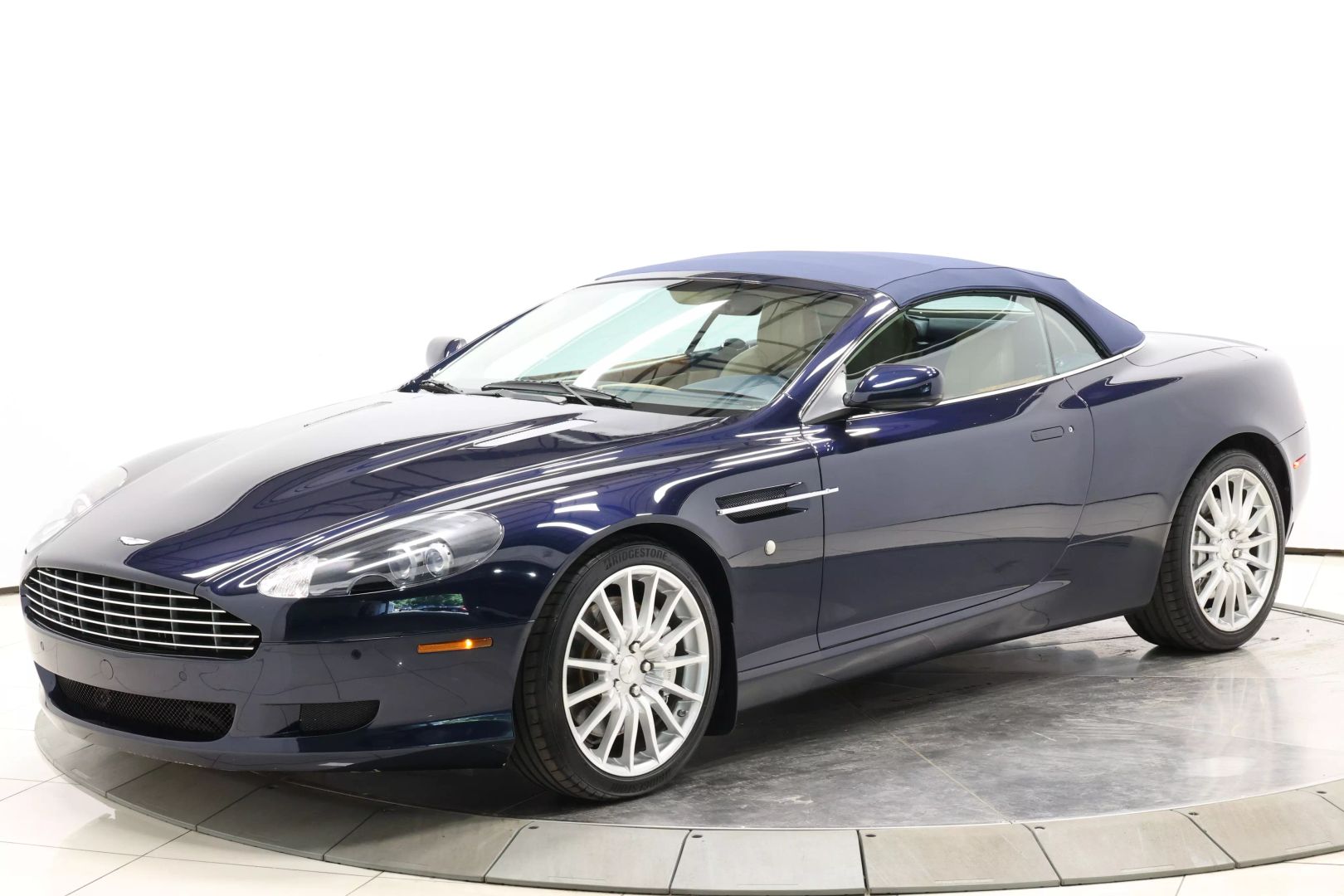 2008 Aston Martin Db9 - Image 89