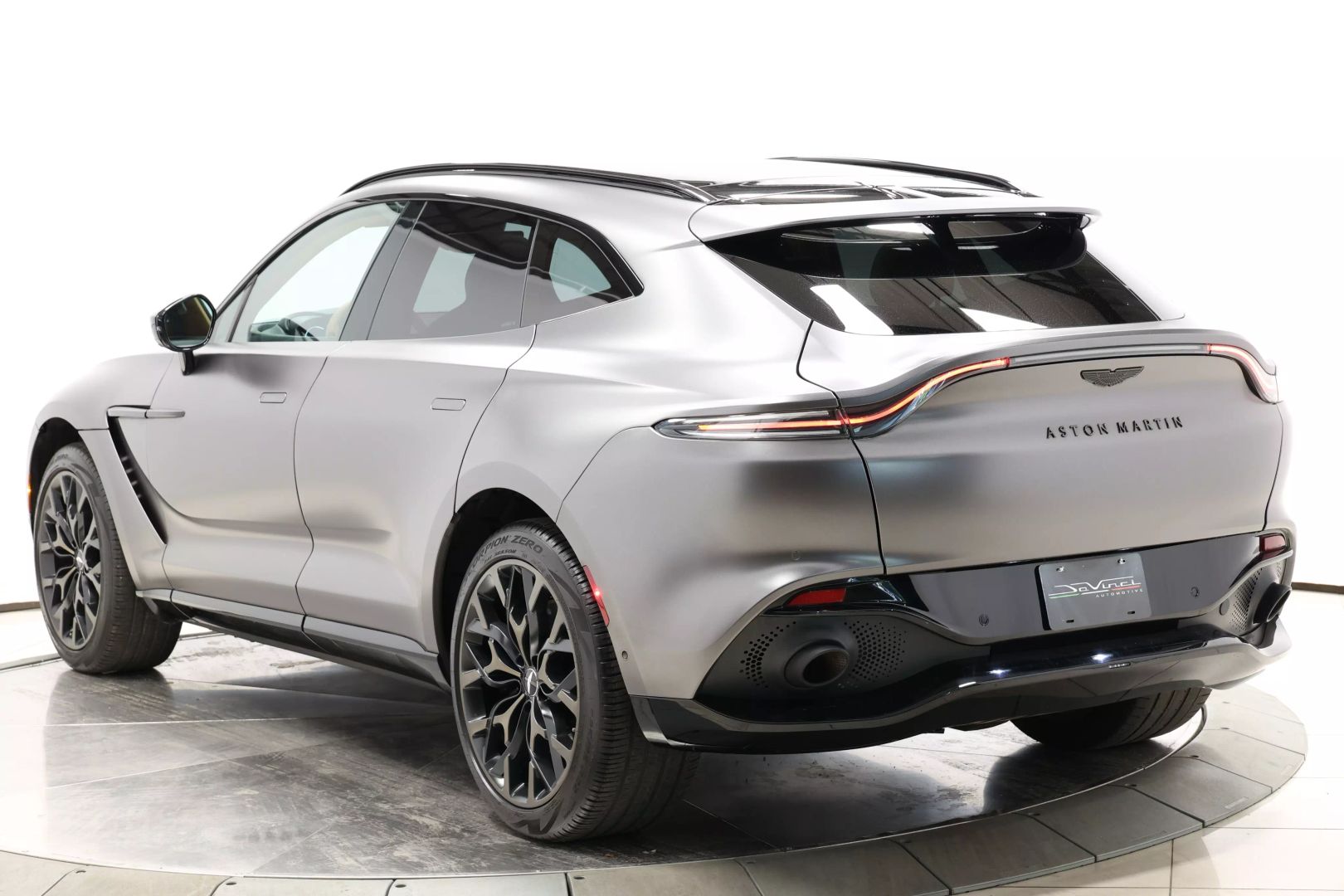 2021 Aston Martin Dbx - Image 66