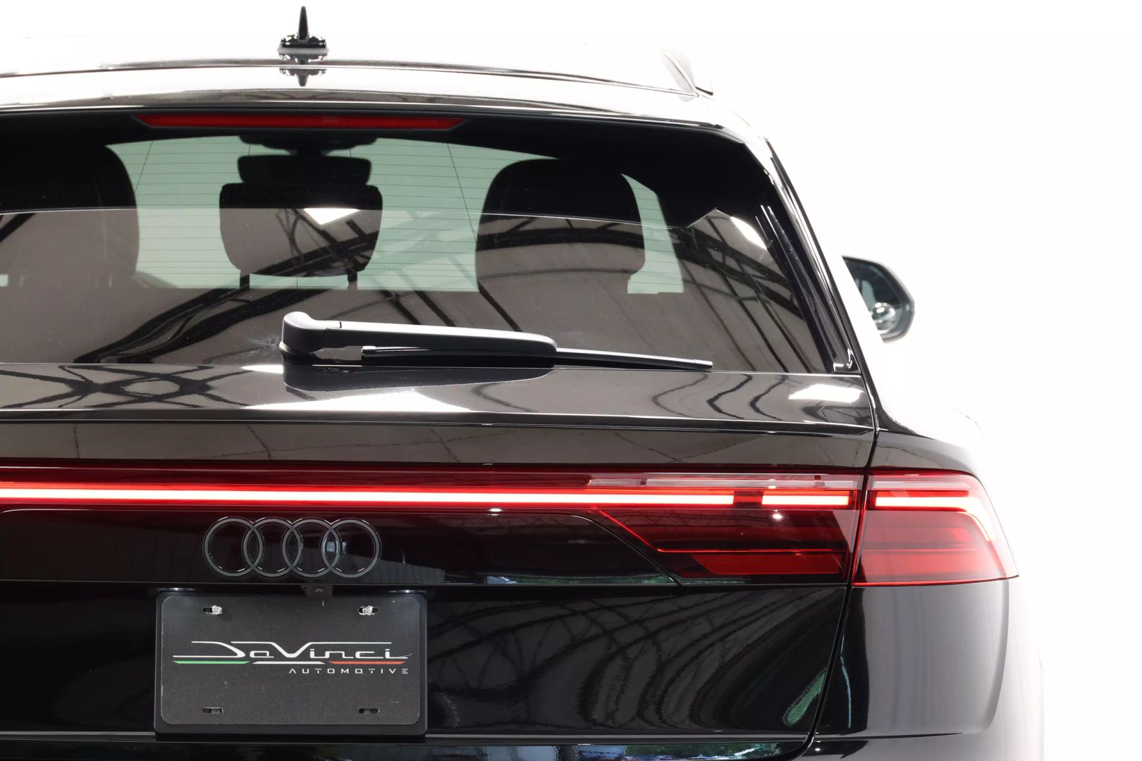 2025 Audi Q8 - Image 63