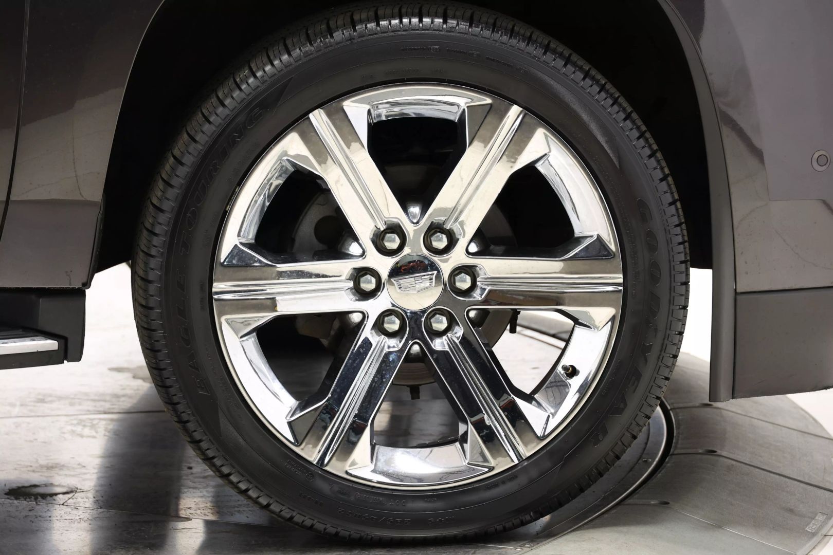 2017 Cadillac Escalade - Image 130