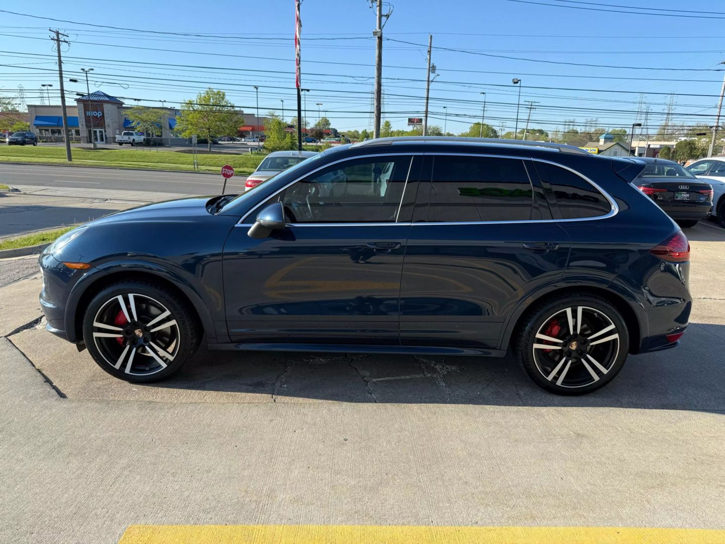 2014 Porsche Cayenne - Image 6
