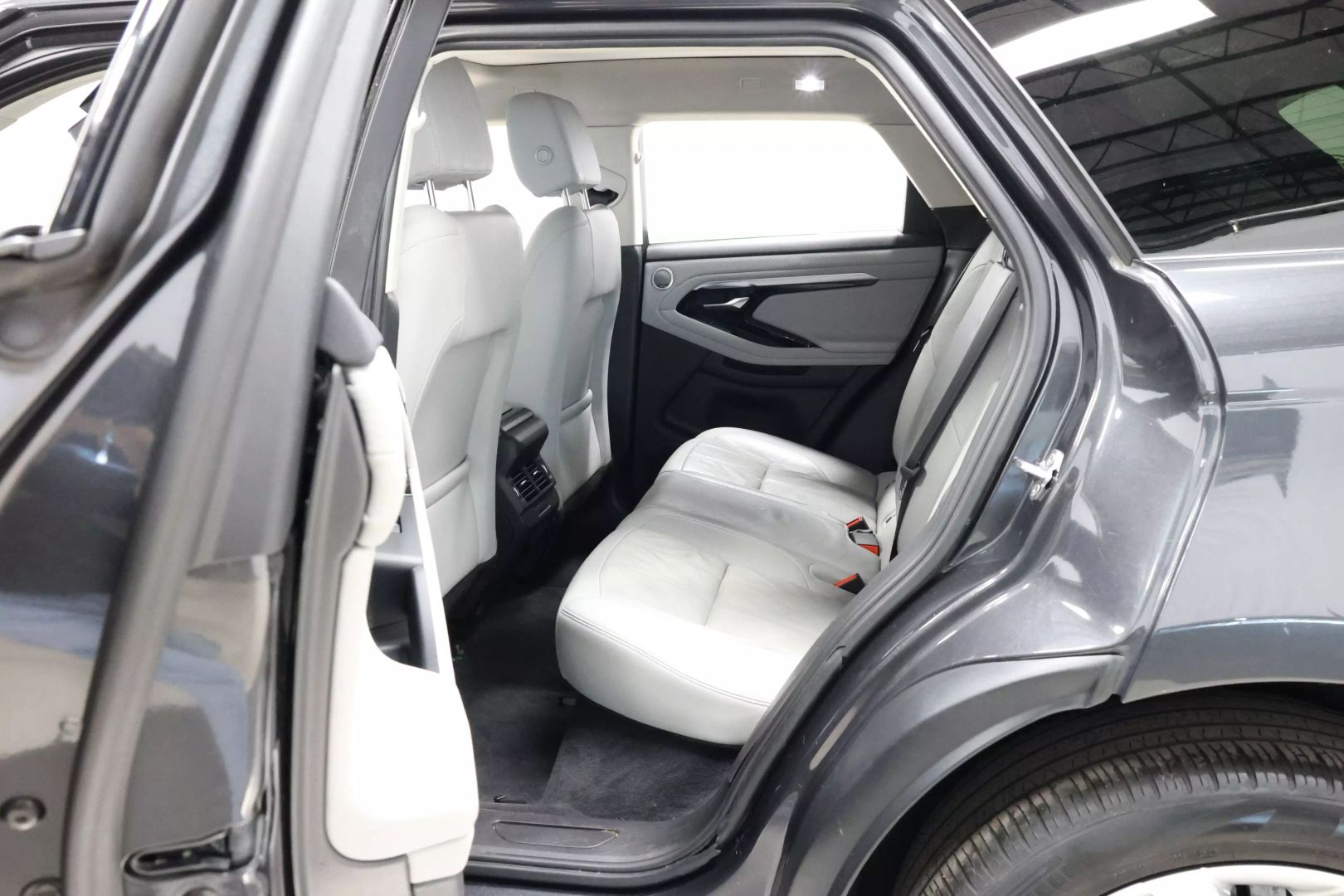 2020 Land Rover Range Rover Evoque - Image 53