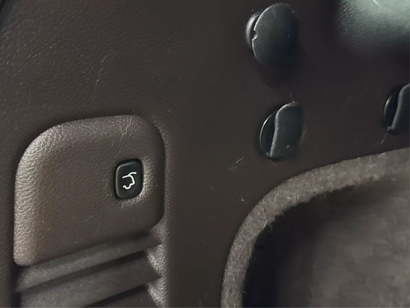 2014 Jeep Grand Cherokee - Image 20
