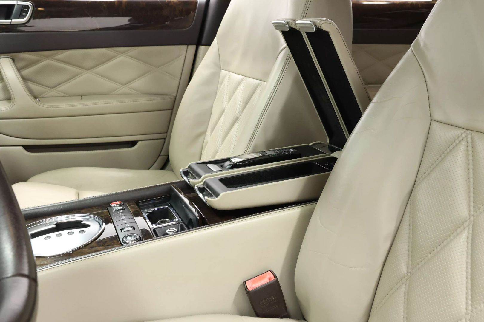 2008 Bentley Continental - Image 19