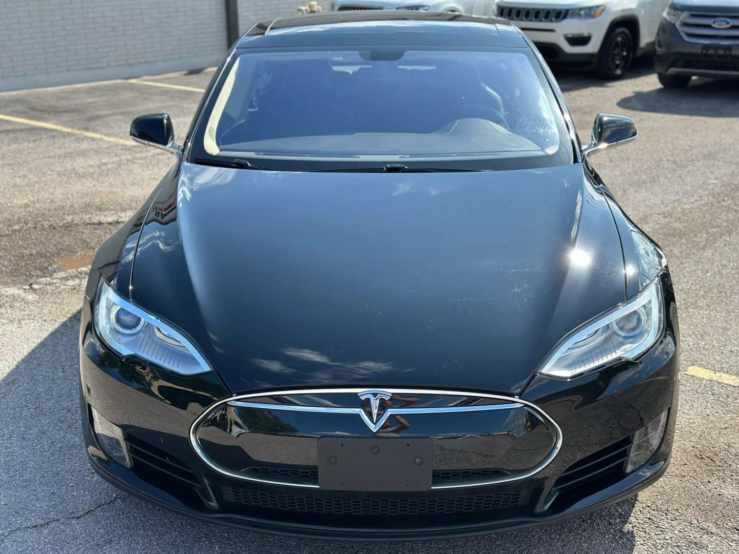 2014 Tesla Model S - Image 14