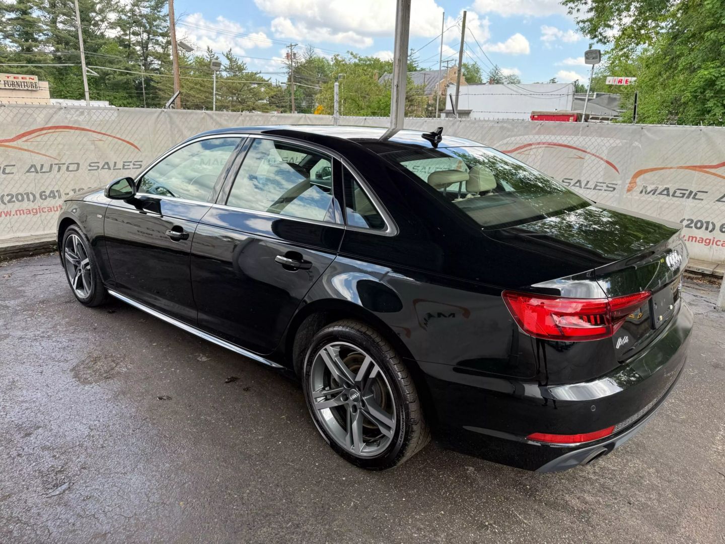2017 Audi A4 - Image 12