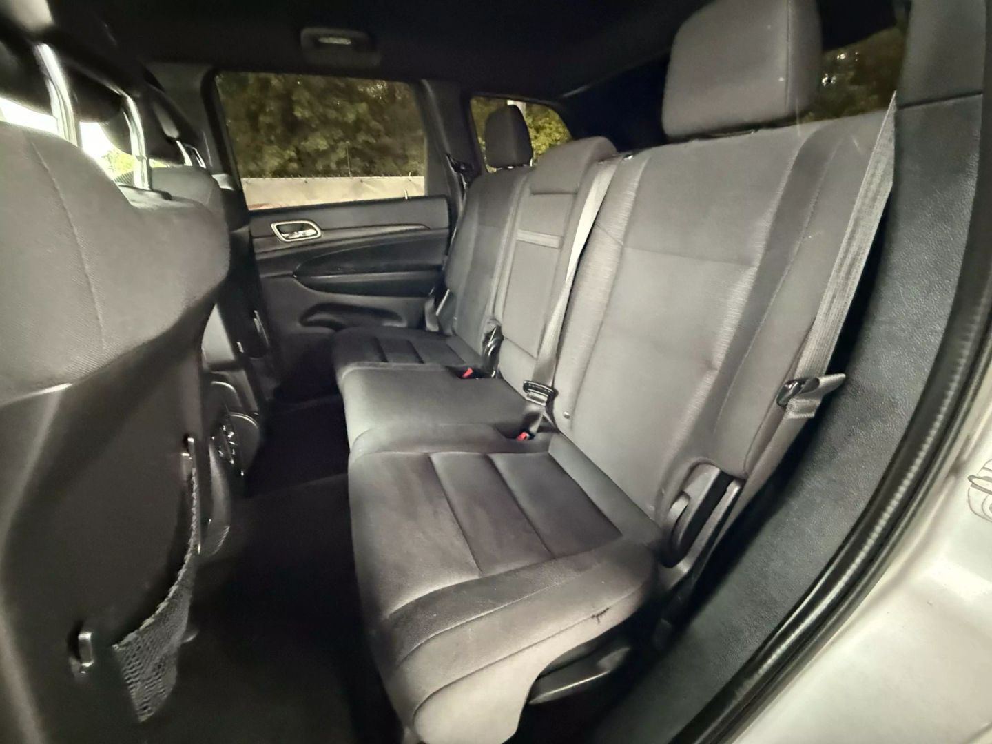2015 Jeep Grand Cherokee - Image 19