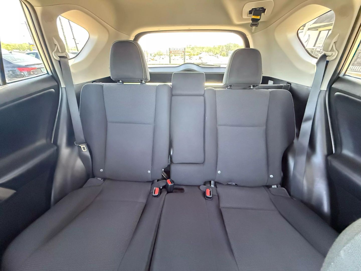 2016 Toyota Rav4 - Image 46