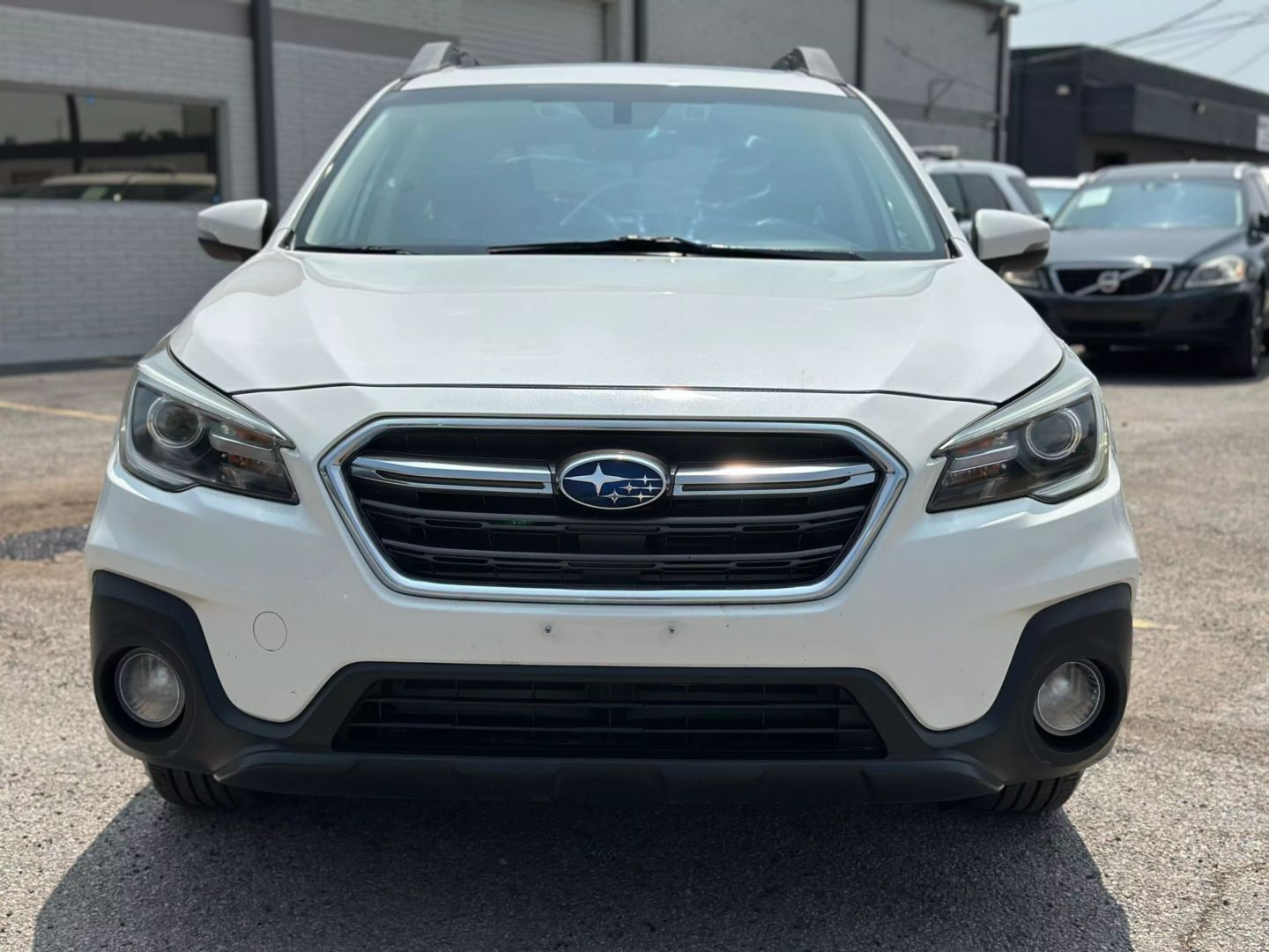 2018 Subaru Outback - Image 17