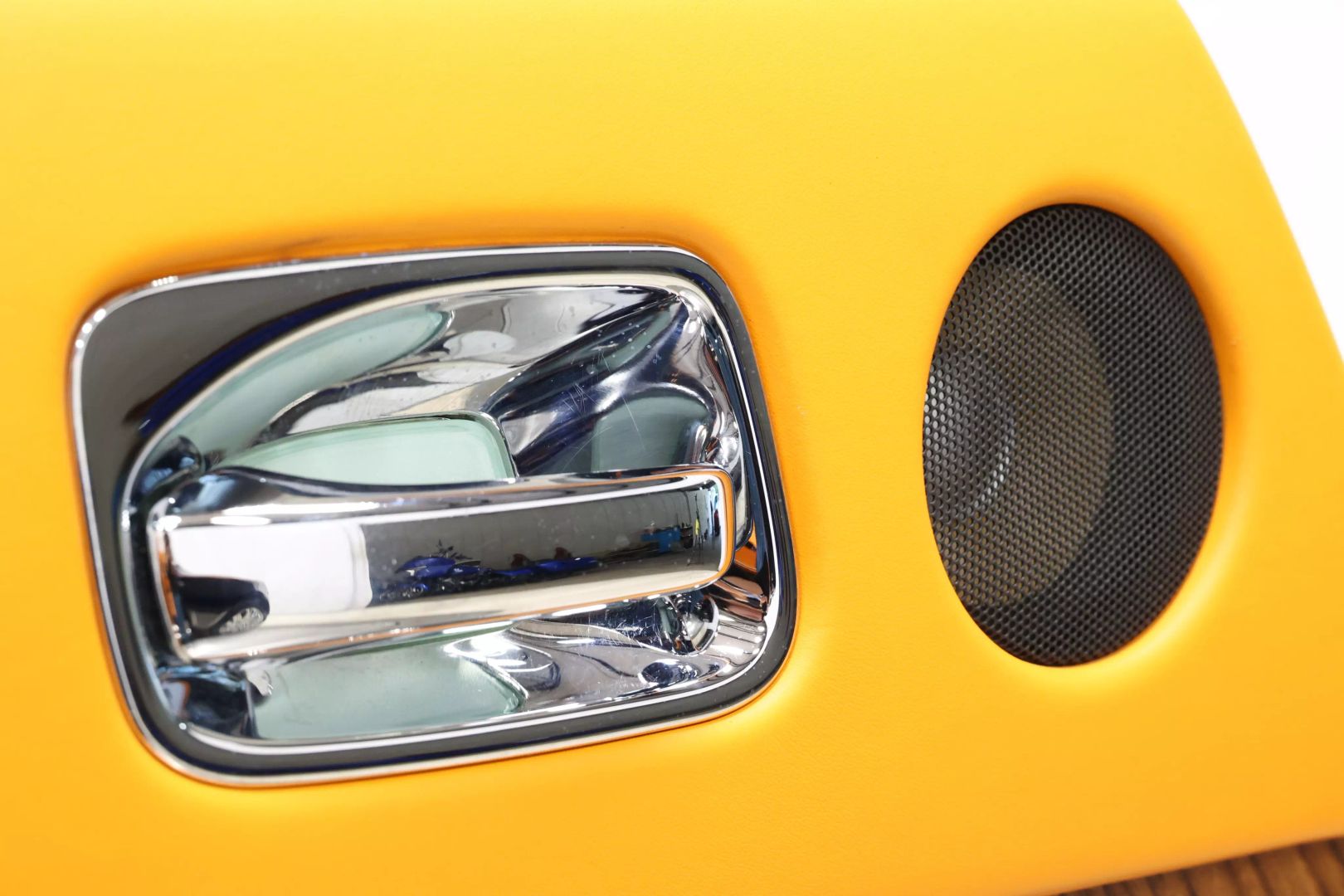 2016 Rolls-royce Dawn - Image 12