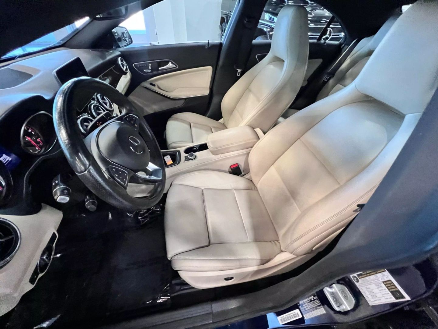2018 Mercedes-benz Cla Cla 250 Coupe 4d - Image 13