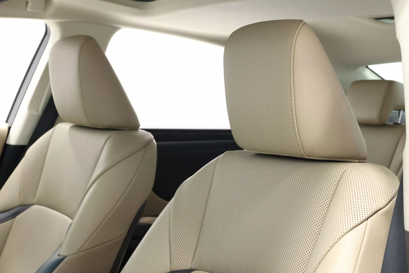 2020 Lexus Es - Image 17