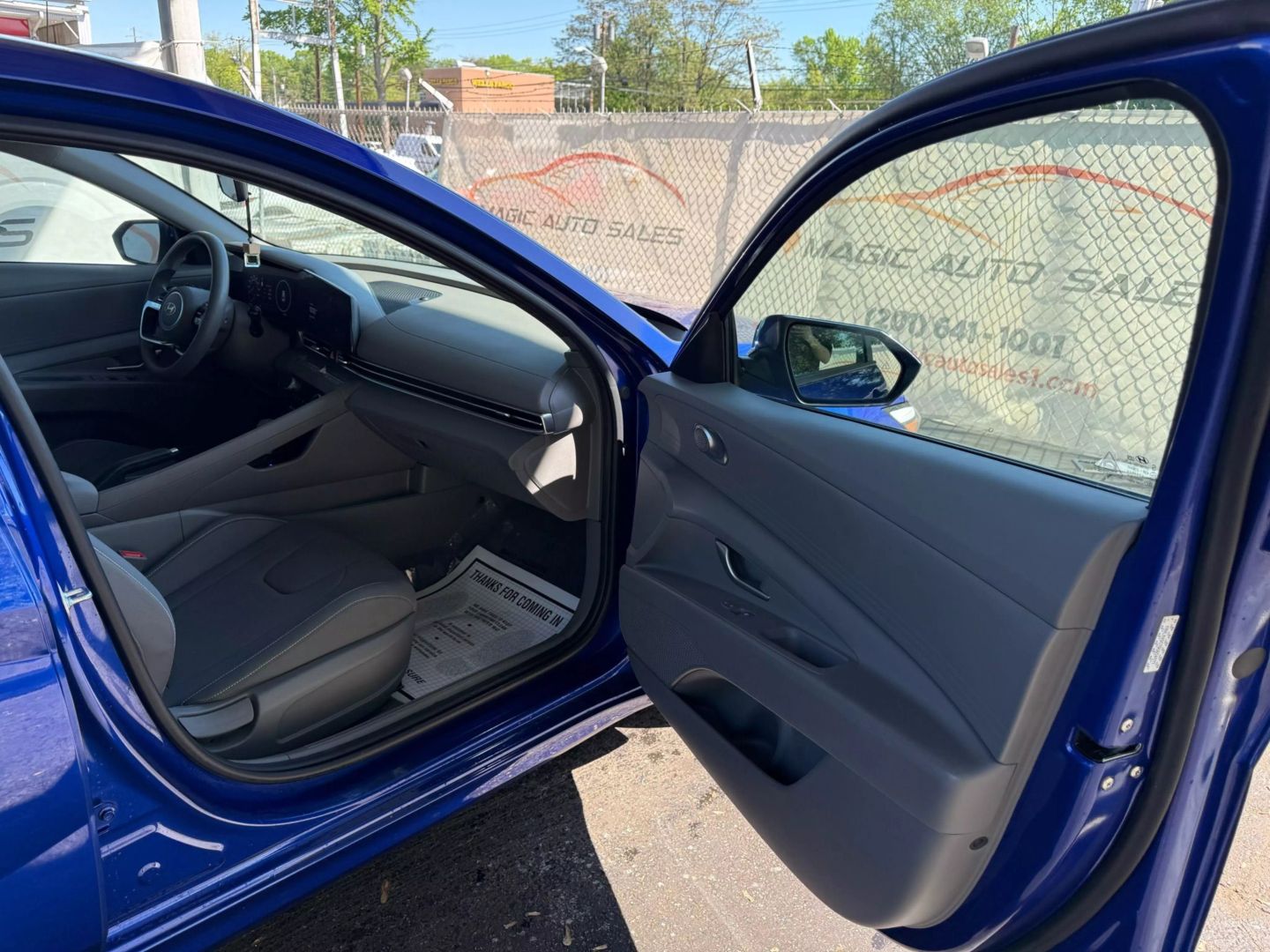 2024 Hyundai Elantra - Image 24