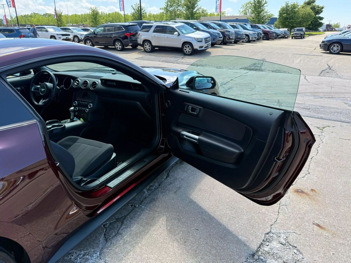 2018 Ford Mustang - Image 19
