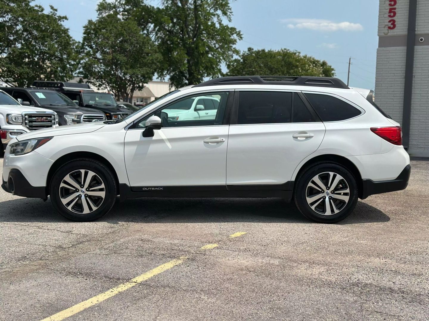 2018 Subaru Outback - Image 4