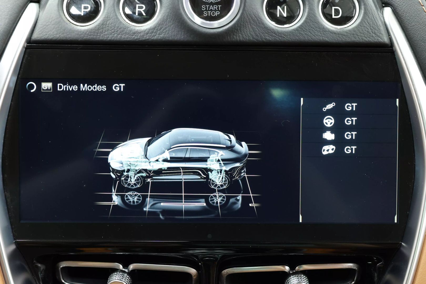 2021 Aston Martin Dbx - Image 40
