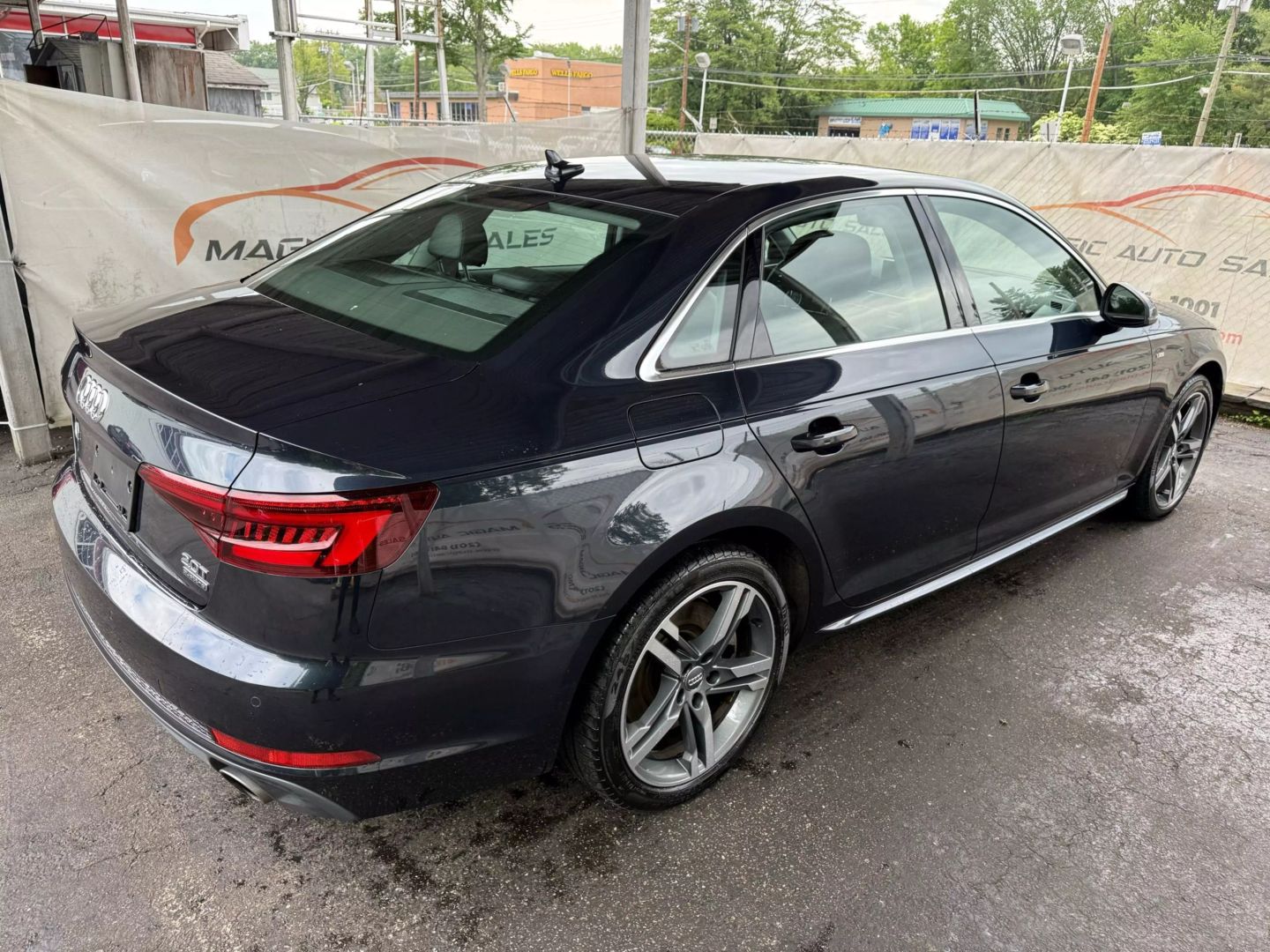 2018 Audi A4 - Image 12