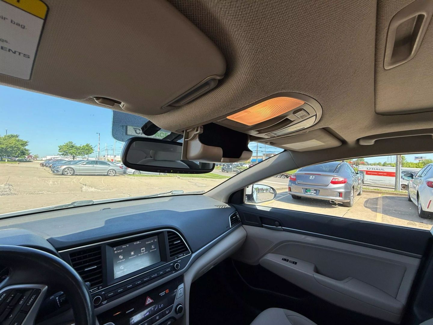 2018 Hyundai Elantra - Image 45