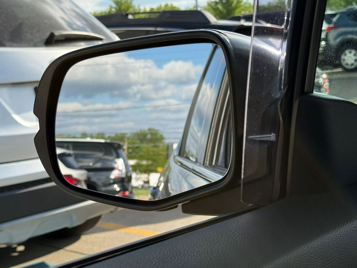 2017 Honda Pilot - Image 50
