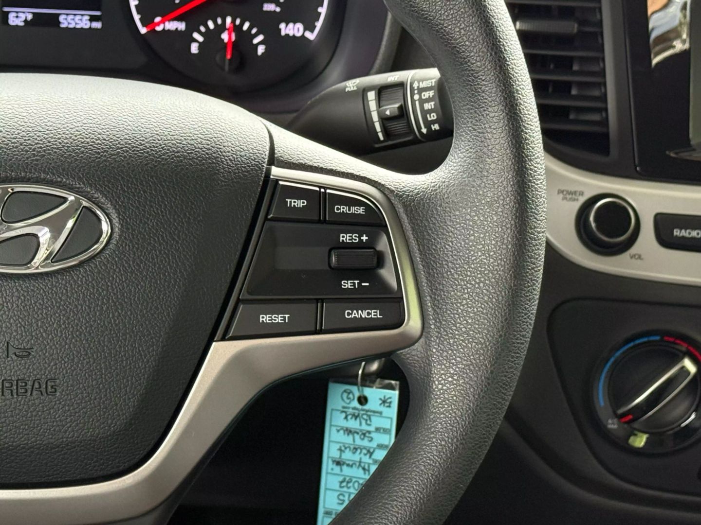 2022 Hyundai Accent - Image 32