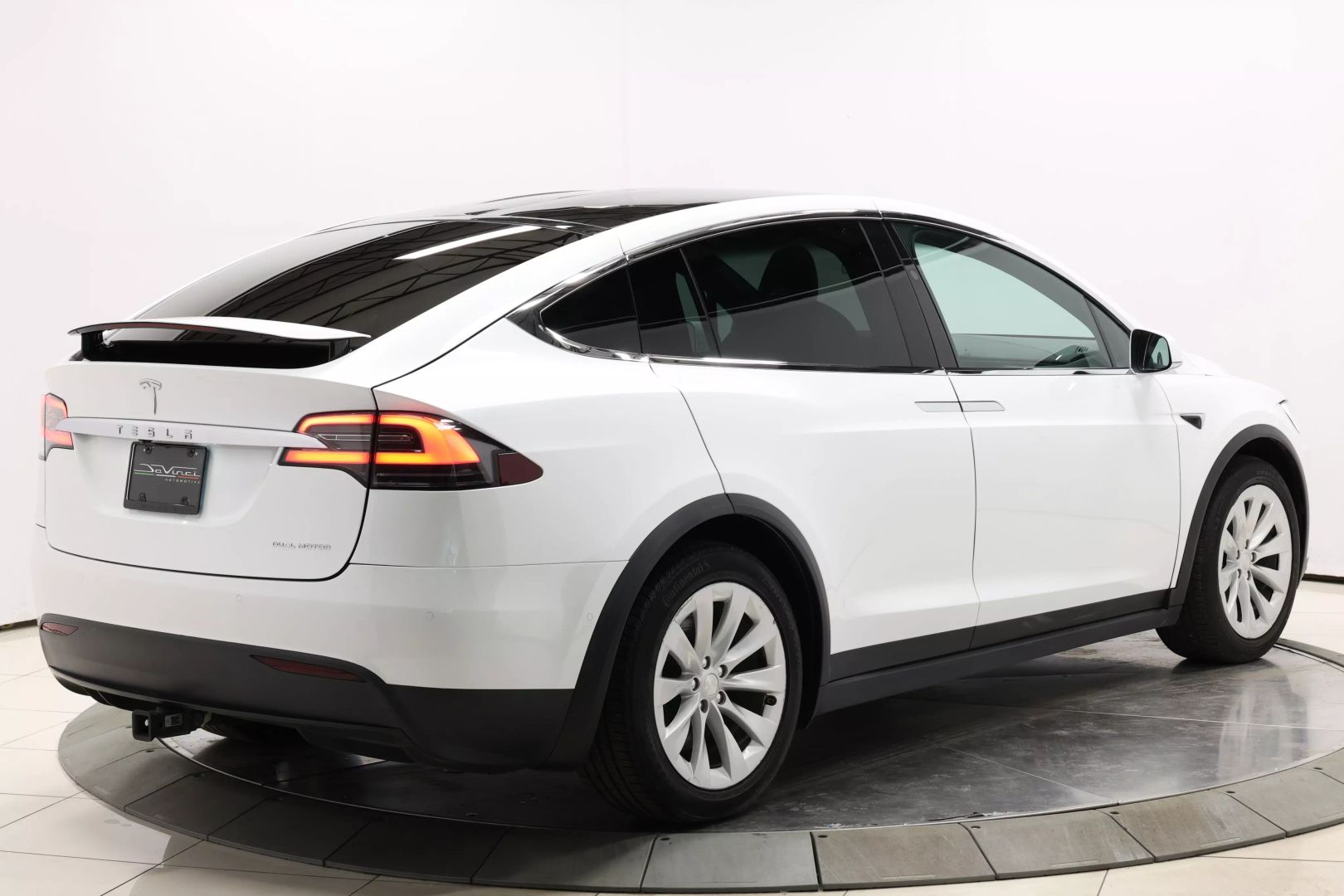 2020 Tesla Model X - Image 4