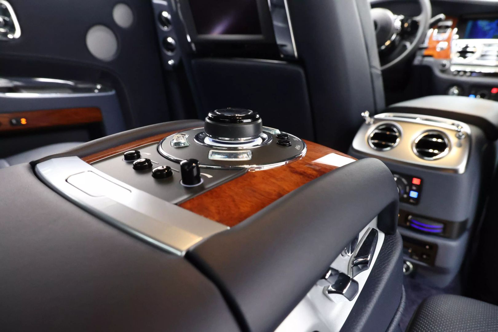 2012 Rolls-royce Ghost - Image 84
