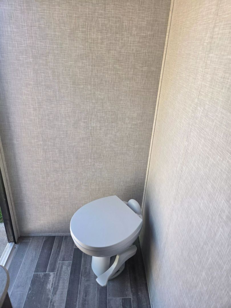 2021 Keyston Rv Zinger Zr328 Sb21 - Image 28