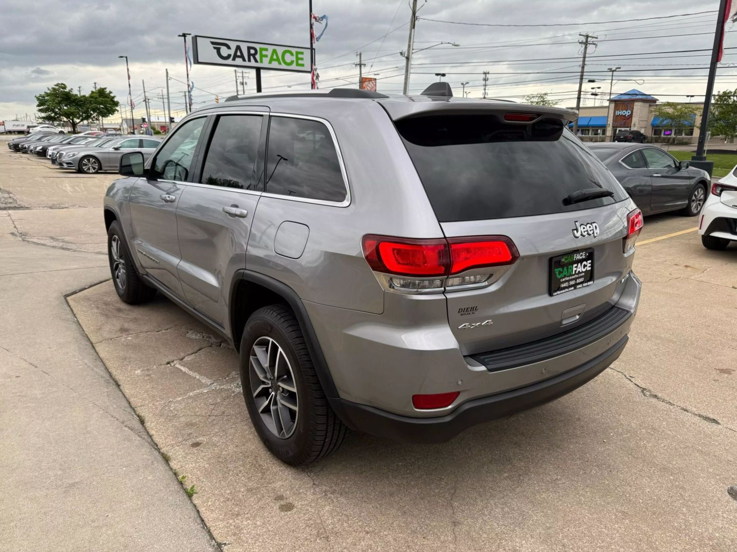 2021 Jeep Grand Cherokee - Image 8