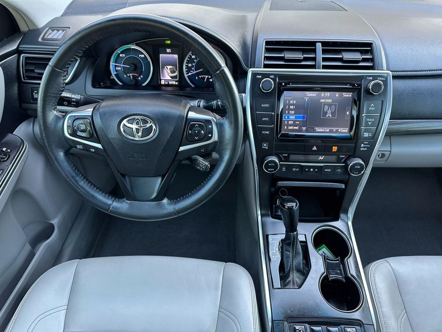 2015 Toyota Camry - Image 41