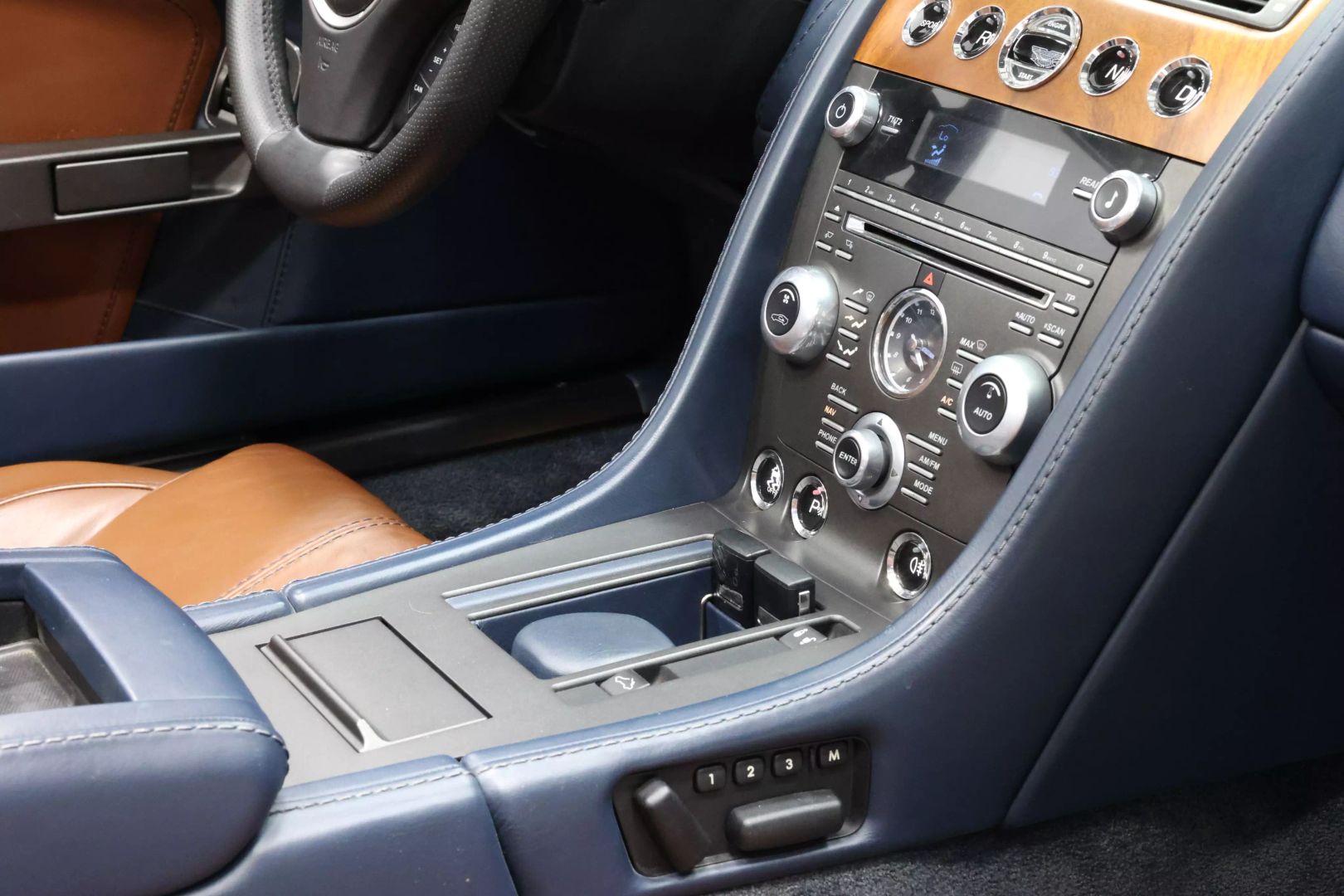 2014 Aston Martin Vantage - Image 72