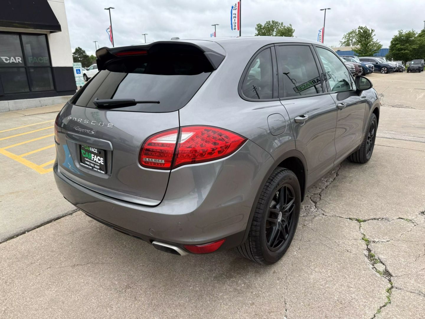 2013 Porsche Cayenne - Image 15