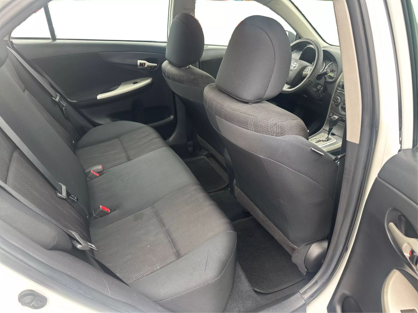 2011 TOYOTA COROLLA SEDAN 4-CYL, 1.8 LITER S SEDAN 4D