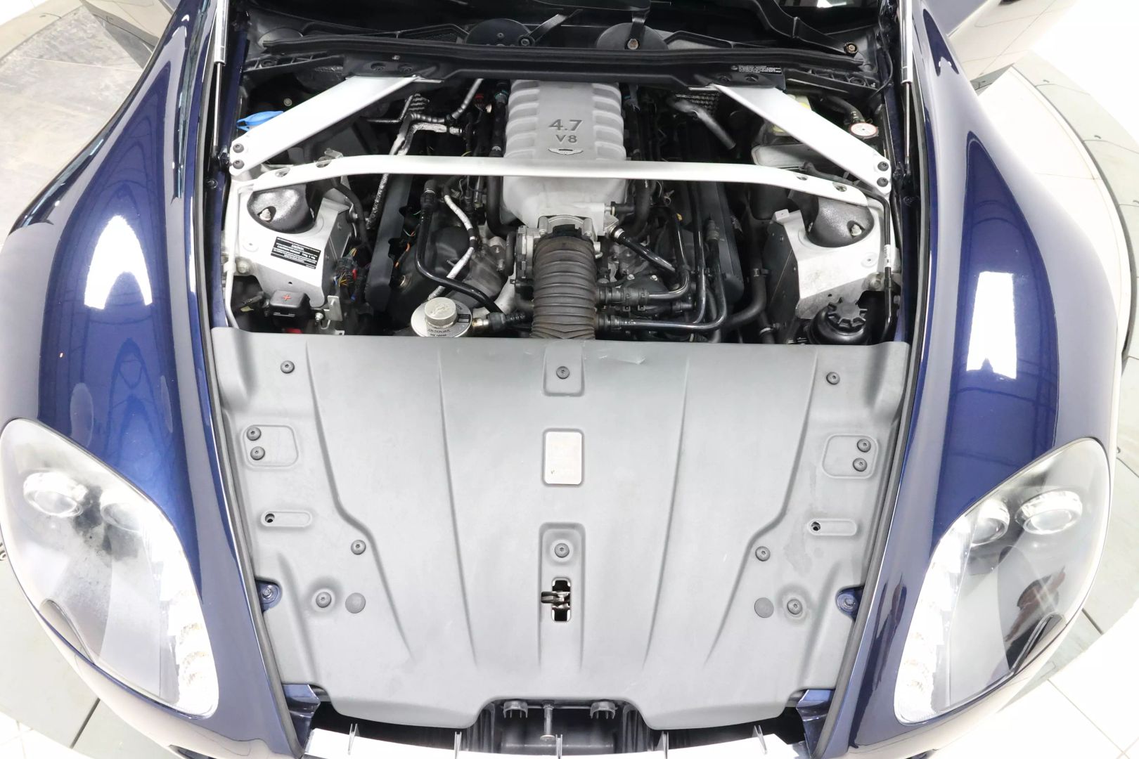 2014 Aston Martin Vantage - Image 82