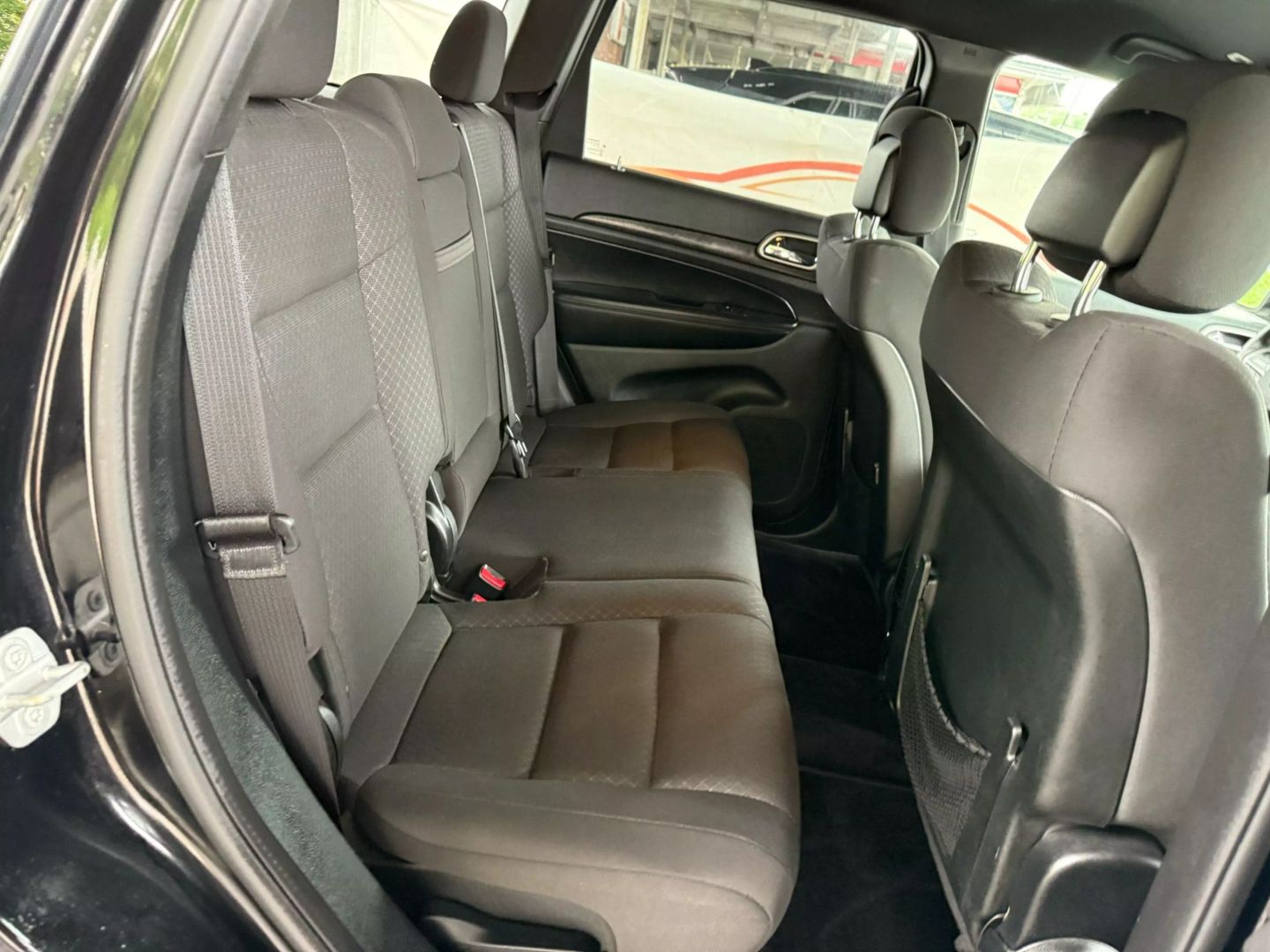 2018 Jeep Grand Cherokee - Image 22