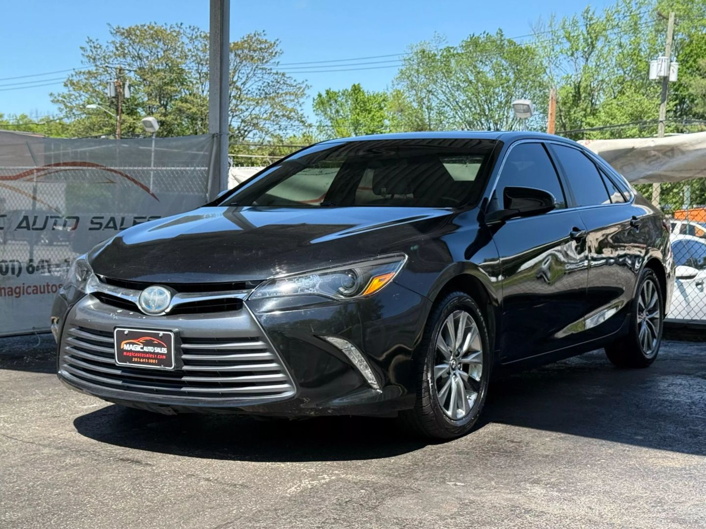 2015 Toyota Camry - Image 3