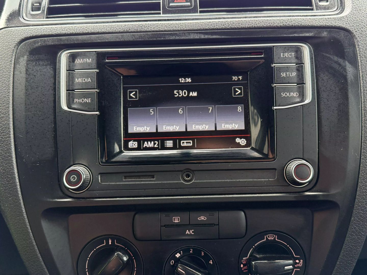2016 Volkswagen Jetta - Image 30