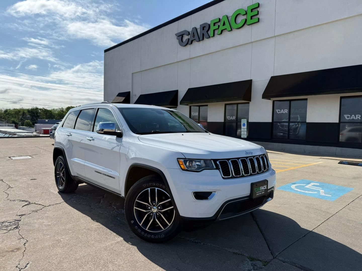 2017 Jeep Grand Cherokee - Image 1
